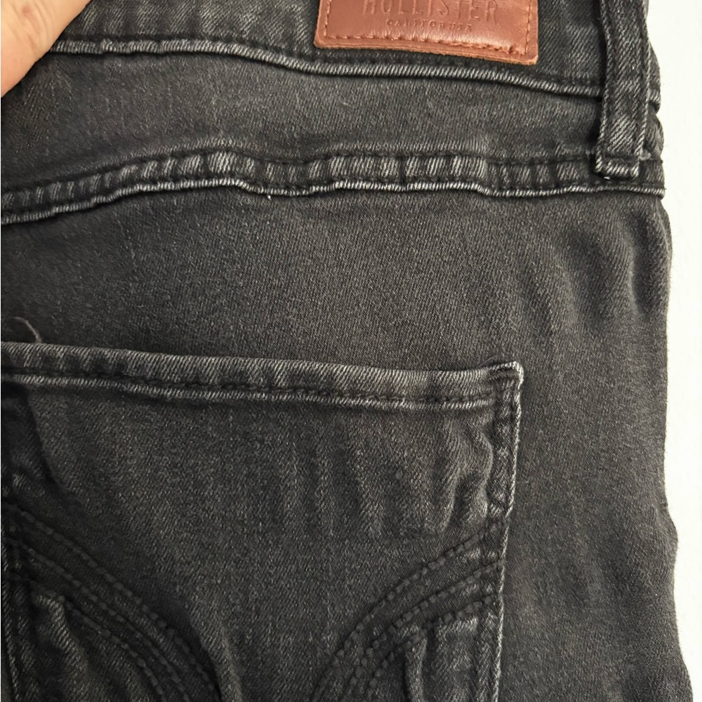 Hollister Women’s Black Frayed Skinny Y2K Jeans Size 29